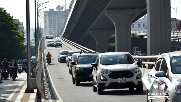 Tốc độ 80 km/h phải đảm bảo khoảng cách an toàn bao nhiêu, vi phạm bị phạt thế nào?