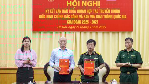 Ban VOV Giao thông Quốc gia ký hợp tác truyền thông với Binh chủng Đặc công