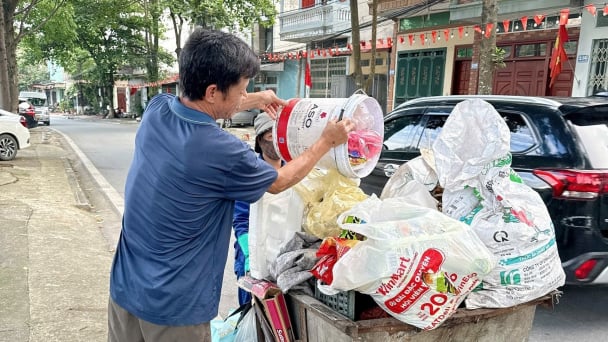 Giảm rác thải nhựa dùng một lần: Không thể làm một lần