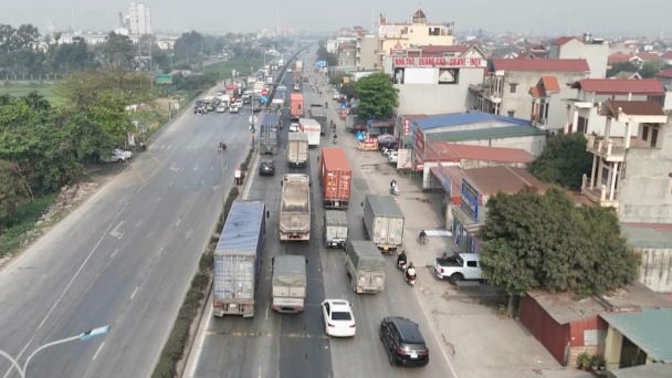Thách thức khi tách làn trên quốc lộ
