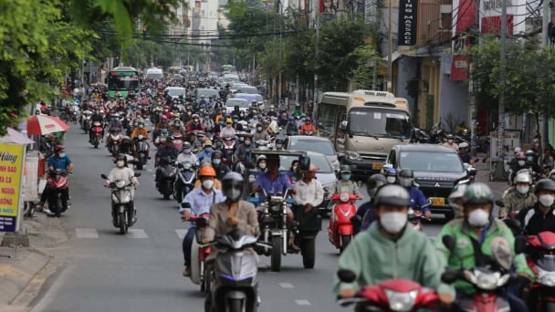 Sau sáp nhập, kết nối giao thông thế nào khi trụ sở cách nhau hàng trăm cây số?