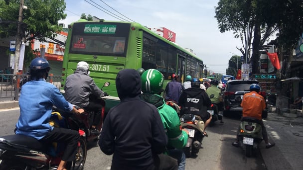 TP.HCM: Vì sao đường Quang Trung liên tục xảy ra TNGT nghiêm trọng?