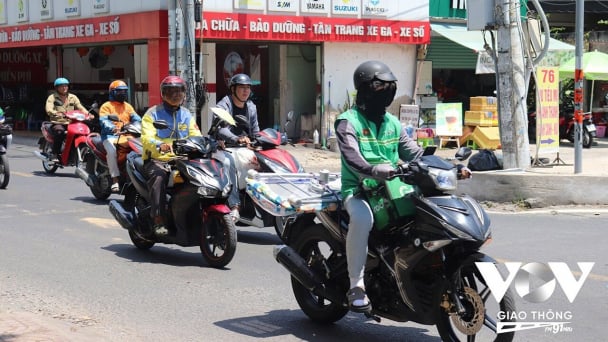 TP.HCM: Chỉ 5% trong 8,6 triệu xe chuyển sang xe điện, liệu có kết quả đột phá?