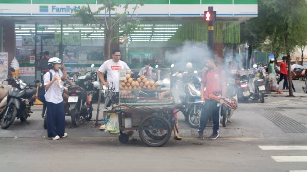 Thức ăn đường phố: Đánh cược sức khỏe vì sự tiện lợi?