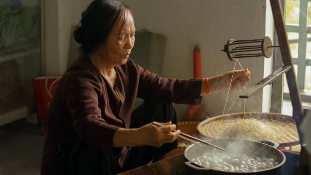 Sợi tơ nuôi sống quê hương