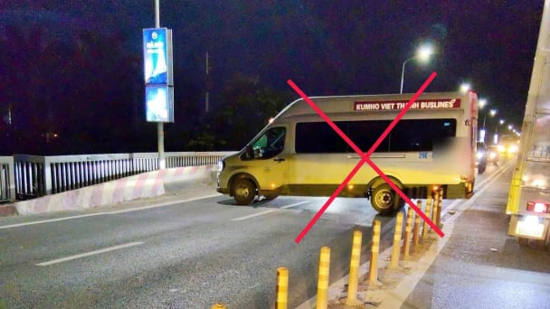 Xe khách quay đầu trên cầu Thăng Long, tài xế bị phạt đến 3 triệu đồng