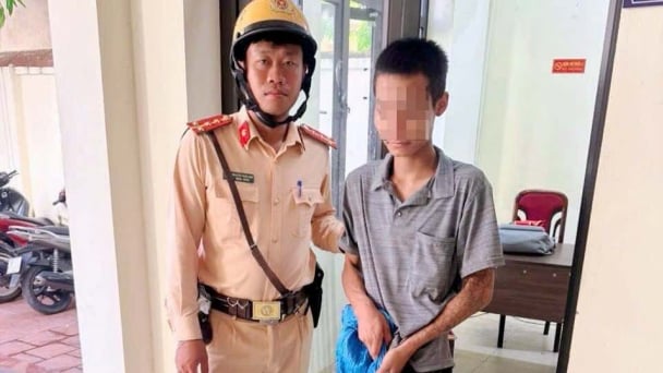 Hà Nội: CSGT kịp thời bắt giữ đối tượng trộm cắp tài sản