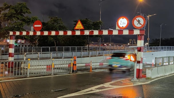 Biển báo 'lên đèn', đi lại an toàn hơn
