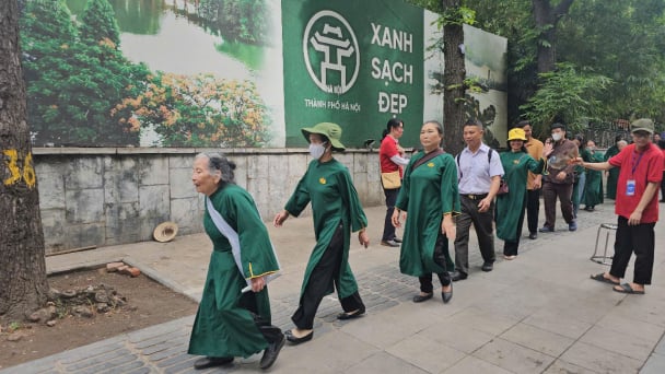 21h hôm nay, ngừng chiêm bái xá lợi Phật tại chùa Quán Sứ để chuẩn bị cung thỉnh về chùa Tam Chúc
