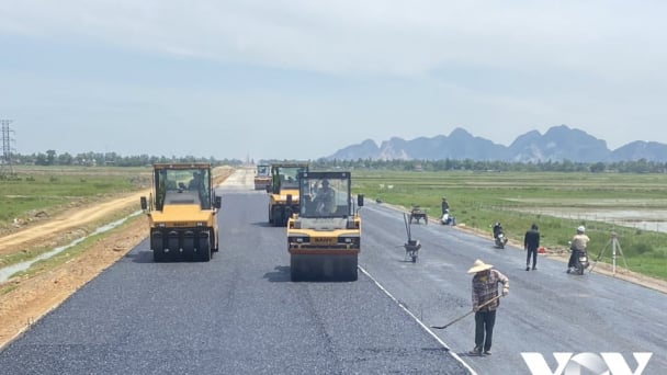 Bộ Xây dựng đốc thúc tiến độ giải ngân vốn đầu tư công