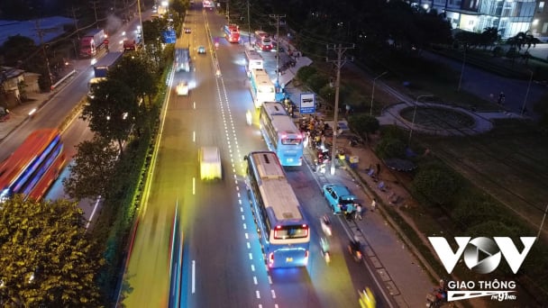 Thủ Đức: Xe dù, bến cóc ngang nhiên hoạt động trở lại