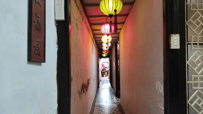 Cà phê ngõ nhỏ