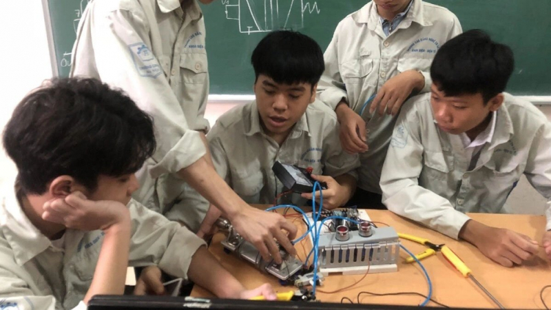 Dự thảo Luật Giáo dục sửa đổi: Coi học nghề tương đương cấp học phổ thông