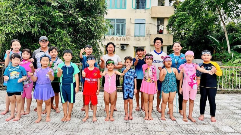 Người gieo kỹ năng sinh tồn giữa lòng miền Tây