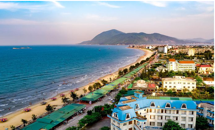 Biển Thiên Cầm, một trong những khu du lịch trọng điểm của Hà Tĩnh.