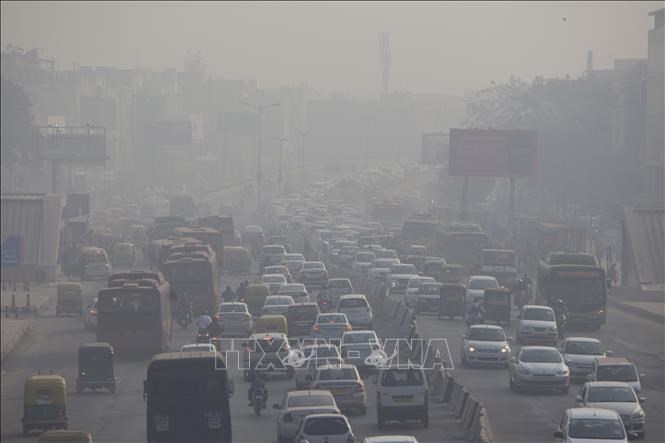 Khói bụi ô nhiễm bao trùm tại Ấn Độ. Ảnh: AFP/TTXVN