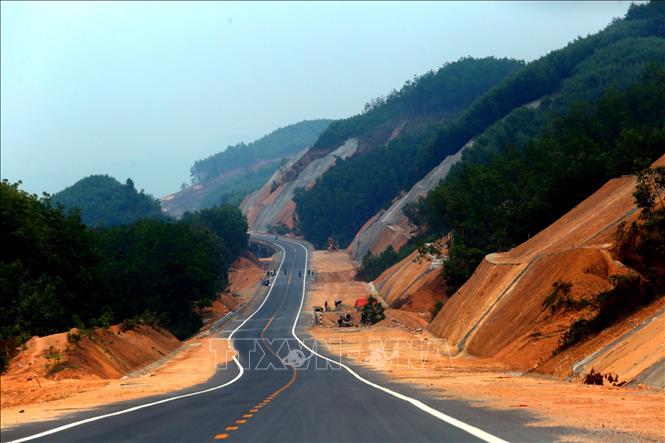 Tuyến cao tốc Bắc - Nam phía Đông đoạn La Sơn - Túy Loan. Ảnh minh họa: Huy Hùng/TTXVN