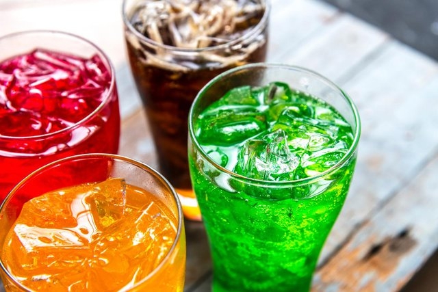 Việt Nam chưa có thuế tiêu thụ đặc biệt đánh vào đồ uống có đường, mà sản phẩm này chỉ chịu thuế giá trị gia tăng 10%