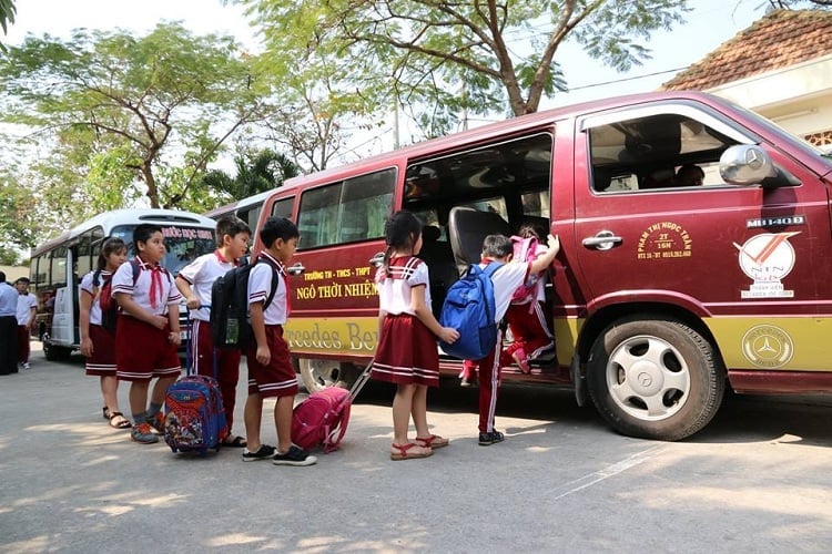 Đề xuất tổ chức mạng lưới xe buýt trường học có thể phát huy hiệu quả trong giảm ùn tắc giao thông và đảm bảo an toàn cho học sinh. Tuy nhiên, việc triển khai sẽ gặp không ít khó khăn
