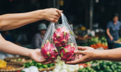 Hơn 2 năm đếm ngược, Hà Nội sẽ làm gì để bỏ túi nilon?