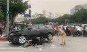 Hà Nội: Ô tô tông liên hoàn 17 xe máy khiến nhiều người nhập viện