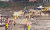 Lý do Công binh khẩn cấp cắt cầu phao Phong Châu