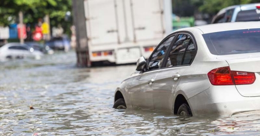 Làm thế nào để xác định một chiếc xe đã bị ngập nước trước đây?

