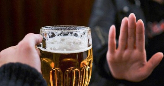 Xử phạt việc ép buộc uống rượu, bia: Đừng để chính sách trôi qua nhạt nhẽo