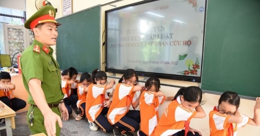Quận Thanh Xuân (Hà Nội): Đẩy mạnh tuyên truyền PCCC đến từng học sinh