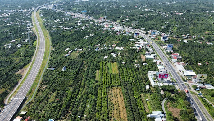 Thủ tướng yêu cầu, đến hết năm 2025 cơ bản hoàn thành 600 km đường cao tốc vùng ĐBSCL và đến năm 2030 có khoảng 1.200 km. Ảnh: Trung Chánh