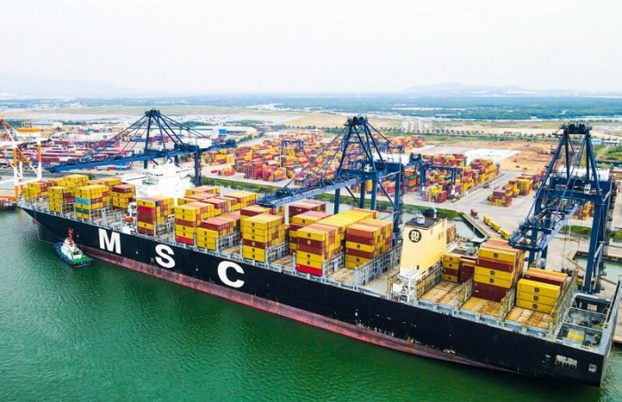 Tàu container của hãng MSC cập cảng SSIT dịp đầu năm Quý Mão 2023. Ảnh: VGP