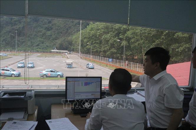 Trung tâm điều hành thi sát hạch lái xe ở tỉnh Quảng Ninh. Ảnh: Thanh Vân/TTXVN