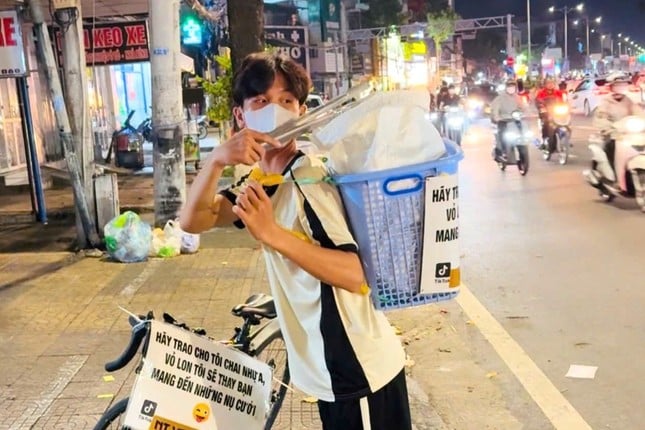 Quỹ ve chai và những món quà