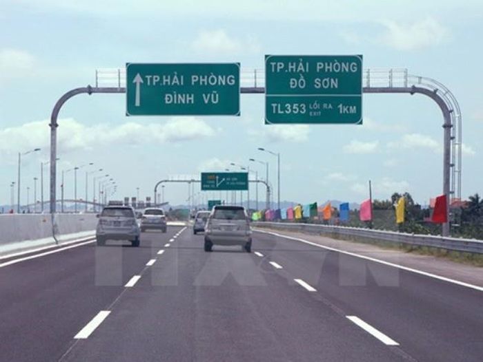 Cao tốc Hà Nội - Hải Phòng được hoàn thành và đưa vào khai thác từ năm 2015 (Ảnh: TTXVN)