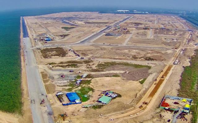 Khi hoàn thành, sân bay Long Thành sẽ có 4 đường cất hạ cánh, 4 nhà ga hành khách cùng với các hạng mục phụ trợ đồng bộ, công suất 100 triệu hành khách/năm và 5 triệu tấn hàng hóa/năm - Ảnh Báo Chính phủ