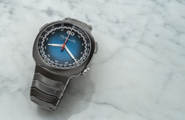 Giới thiệu đồng hồ H. Moser & Cie. Streamliner Flyback Chronograph xanh hiện đại hơn